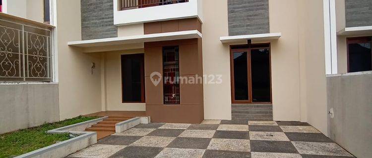 Rumah Baru Mewah Modern di Cimahi Siap Huni 1