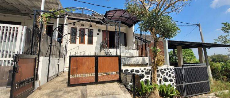 Rumah Sejuk Kawasan Bandung Utara, Belakang Setiabudi Regency 1