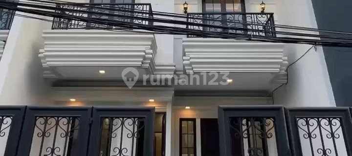 Rumah Bagus SHM di Duren Sawit 1