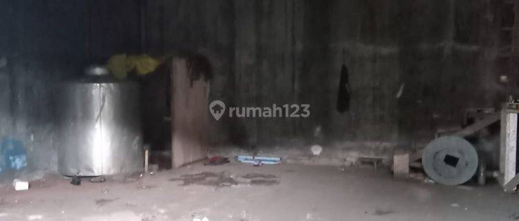 Disewakan gudang tengah kota sayap Gatsu 1