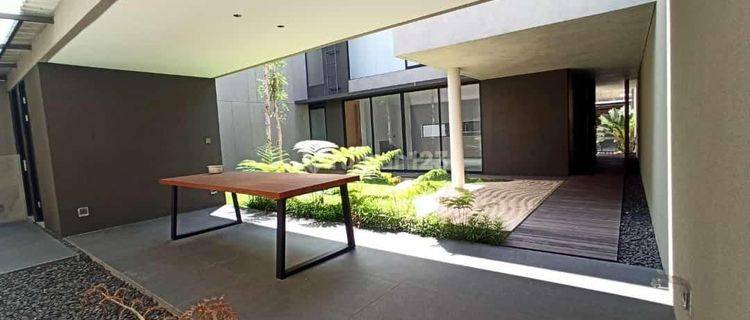 Rumah cozy,* *Japanese style*
*Full renov,  di Batununggal* 1