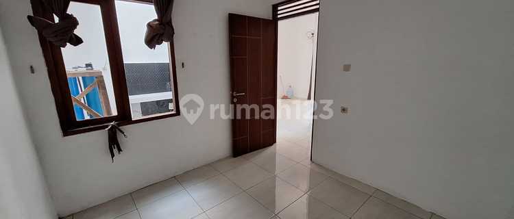 Rumah.kota Bali Residence 1 Lantai 1