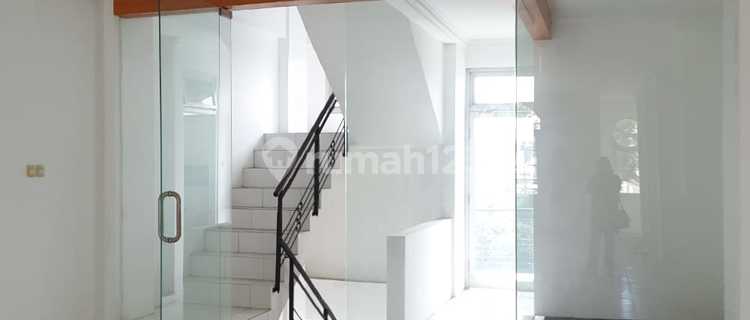 For Sale/Rent Shop House in Cihampelas 1