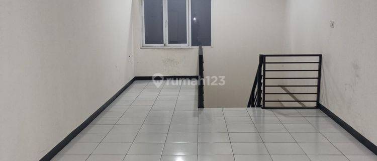Disewakan Ruko Strategis Siap Usaha di Mainroad Toha Dekat Kurdi 1