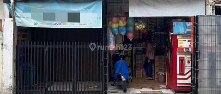 Rumah Bentuk Kios Bagus di Jalan Raya Manglid Margahayu 1