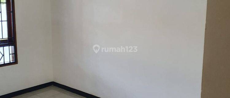 Rumah Siap Huni Nyaman di Taman Rahayu Bandung 1