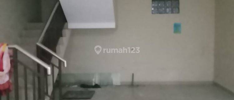 Ruko Bagus Strategis di Mekar Utama Mekar Wangi 1