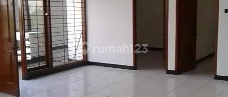 TURUN HARGA RUMAH KOST SAYAP MARANATHA  MASUK MOBIL 1