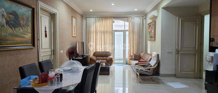 Dijual Rumah 2 Lantai Bagus siap huni di Les Belles Mansions Serpong. Atefa 1