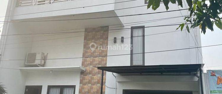 Rumah di Mampang Prapatan Brand New 1