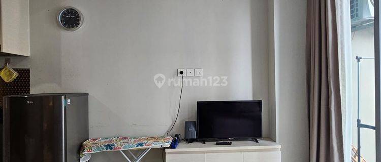 Disewakan Cepat Apartemen Green Sedayu Full Furnished di Jakarta Barat 1