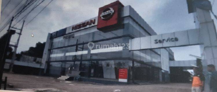 Shorom Mobil NISSAN di Parung 1