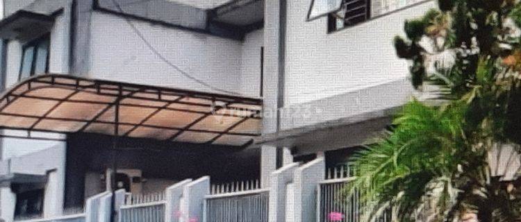 Rumah bagus 2 lantai di Ciomas 1