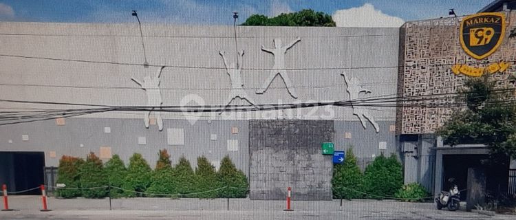 Gedung Markaz 99 di Jln Dr Cipto 1