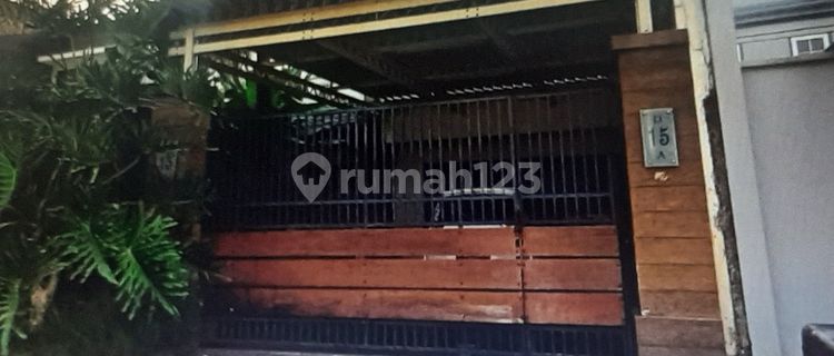 Nice House in Kemang Dalam X 1