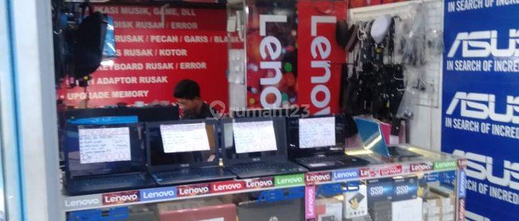 Kios Strategis Ramai di Bandung Electronic Center 1