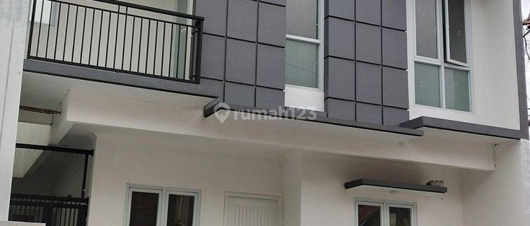 Rumah Baru Modern Selangkah Ke Toll Jatiwaringin  1