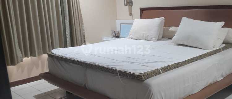 Disewakan Cepat 2 - Unit Apartemen Redtop Tower - 1 , Lantai 12 & 25. Lokasi Strategis Jl Pecenongan , Jakarta - Pusat 1
