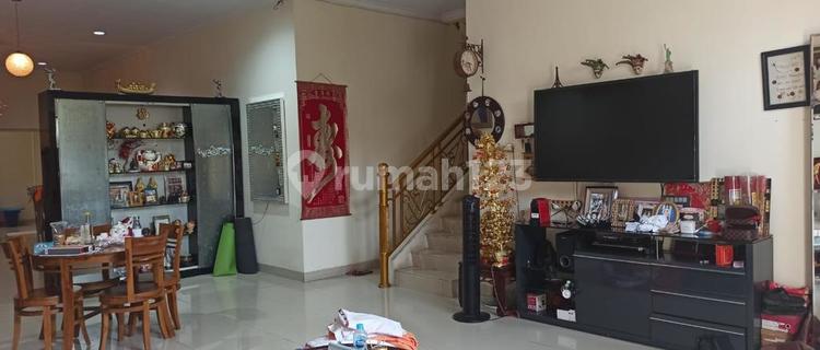 2.5-Story Semi-Furnished Ready-to-Occupy House in PIK 1 1
