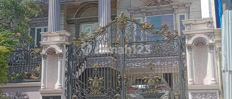 Luxury 3-Story House with Private Pool, in PIK 1 1