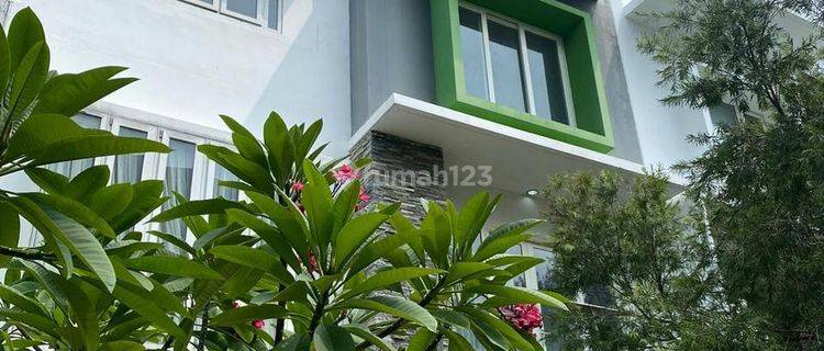 Dijual Town House Springhill Golf Residence Kemayoran 1