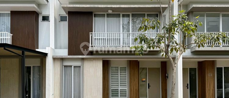 Jarang Ada! Rumah Dilokasi Terbaik Siap Huni Di Nara Village Gading Serpong 1