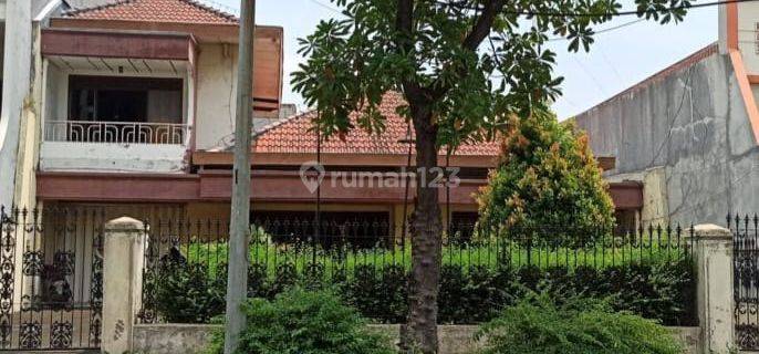 Rumah Raya Jemur Andayani Area Komersial 1