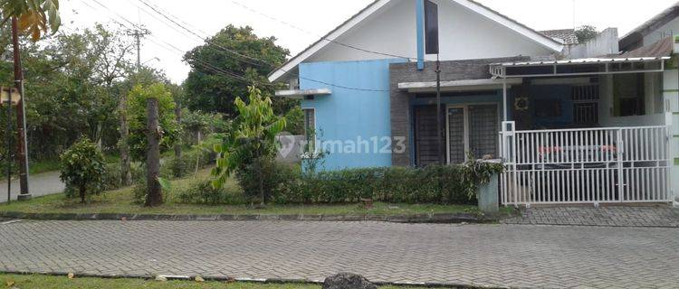 Dijual Rumah Cantik di Pakuan Regency Cluster Wastu Kencana 1