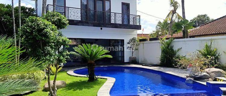 Stunning Modern Villa In Berawa Canggu  1