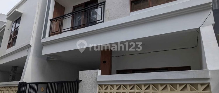 Dikontrakkan Rumah Baru Mahendradata Utara Denpasar Barat 1