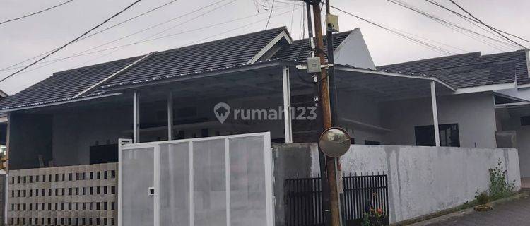 Rumahsewa  Siap Huni Kota Garut Tarogong Kaler. Dalam Komplek Security 24jam. 1