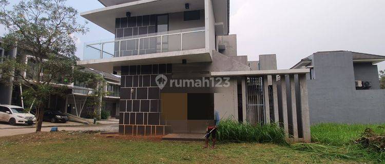 Rumah siap huni di cluster Golden Park 2 Serpong 1