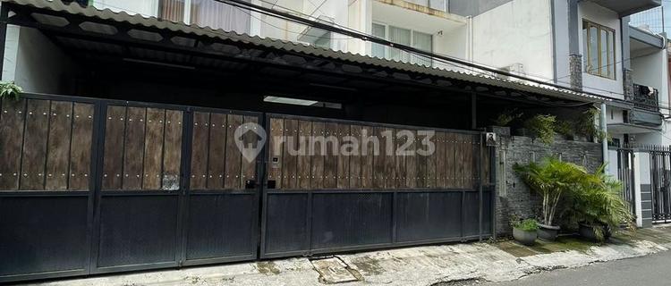 Strategic House in Menteng Atas, South Jakarta 1