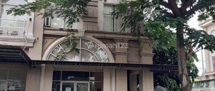 Ruko Hoek 3 Lantai Siap Pakai di Ruko Grand Galaxy Bekasi 1