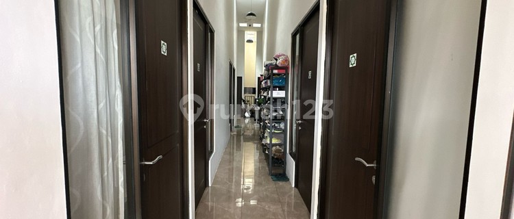 Rumah Kos Kosan Fully Furnished 3 Lantai di Kencana Loka BSD AM-16077 1