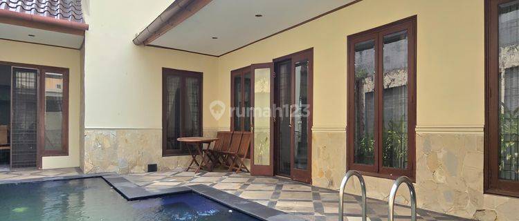 [For Sale] Modern House + Swimming Pool At Senayan 1