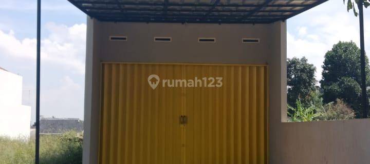 Jual Ruko Di Jl. Kampung Cikoneng 3 Rt. 03/ Rw. 03, Kampung Cikoneng 3 No.5 Rt.03/rw.03, Cibiru Wetan, Cileunyi, Bandung, Jawa Barat, Indonesia, 40625, Cibiru Surat SHM 1
