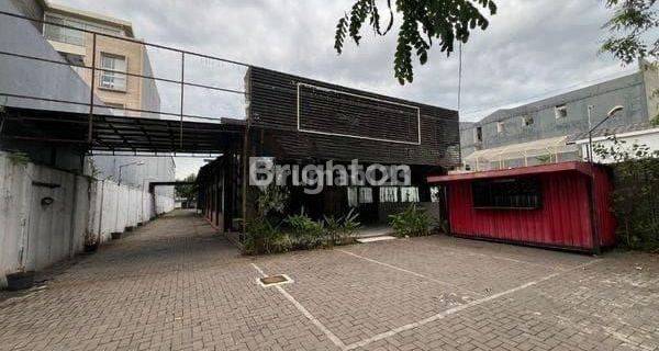 RUMAH USAHA BEKAS CAFE RESTO ARIEF RAHMAN HAKIM DEKAT KLAMPIS KERTAJAYA RAYA MERR   1