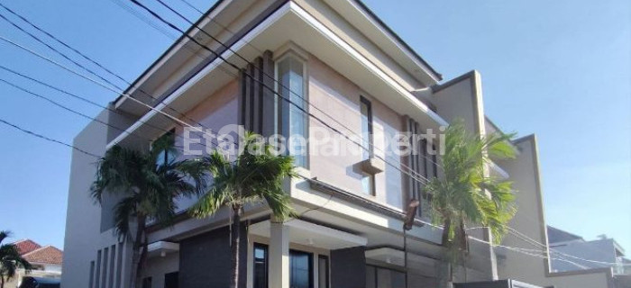Jual Rumah Baru Sutorejo 1