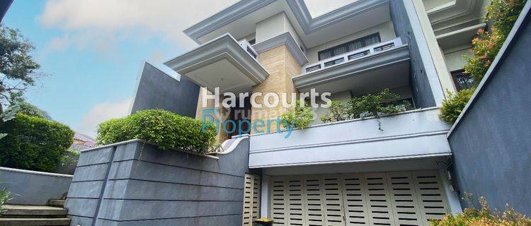 Dijual Rumah Modern Cocok Banget Buat Keluarga Baru di Pakubuwono Kebayoran Baru 1