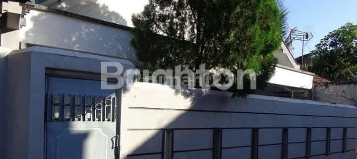 RUMAH LAMA DI JEMBER 1