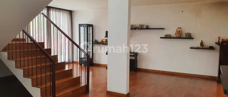 Eagle Sea Residence Pick 1 House 1