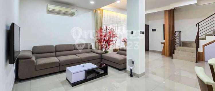 Dijual Cepat Rumah Bagus Furnished Duri Kepa, Jakarta Barat Posisi hoek 1