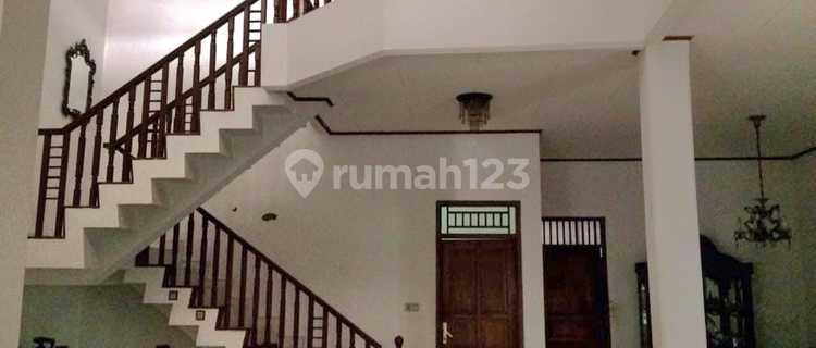For Sale 2-Story House in Kebayoran Baru, South Jakarta 1