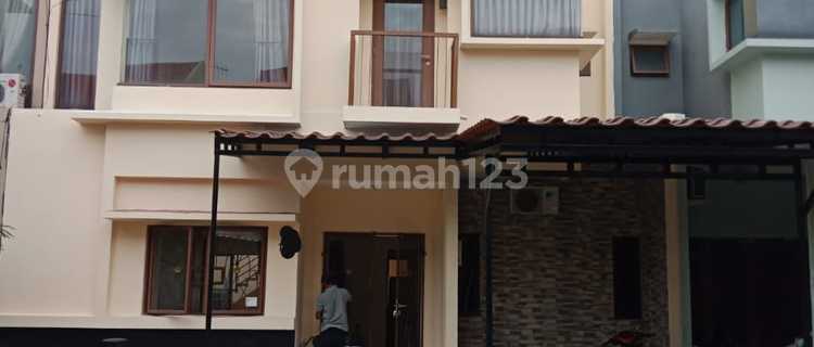 For Rent Renovated House Ready to Occupy in JGC East Jakarta 1