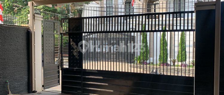 Rumah Megah 3.5 Lantai Dijual Cepat Sunter Agung Jakarta Utara 1