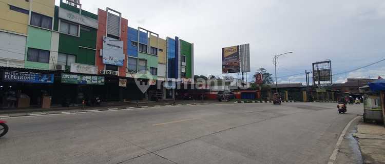 3-Story Shop House on the Main Road Caringin, Access to Bocimi Toll Road 1