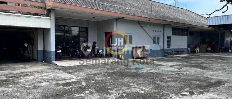Good Warehouse in the City Center, Karangsaru Street 1