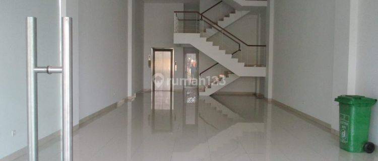 Ruko 4lt, di Bekasi, Bagus, Cck Untuk Buka Usaha, Ada Lift 1