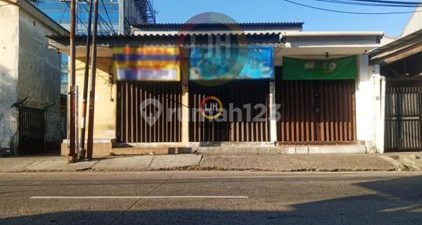 House + Shop in Bugis Tanjung Priok Jakarta 1